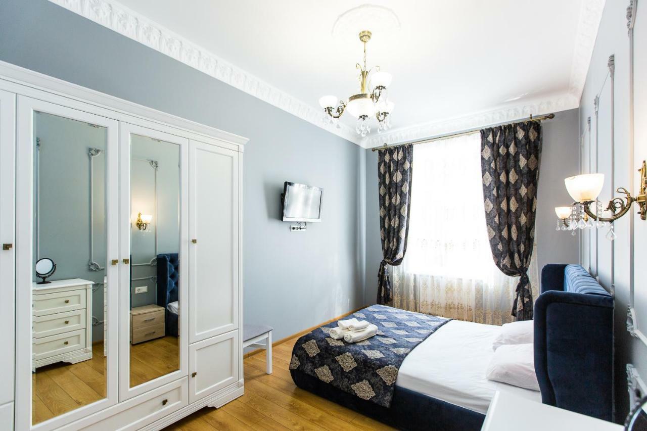 Дизайнерська Віп Квартира По Вулиці Куліша 14 Lviv Exterior photo